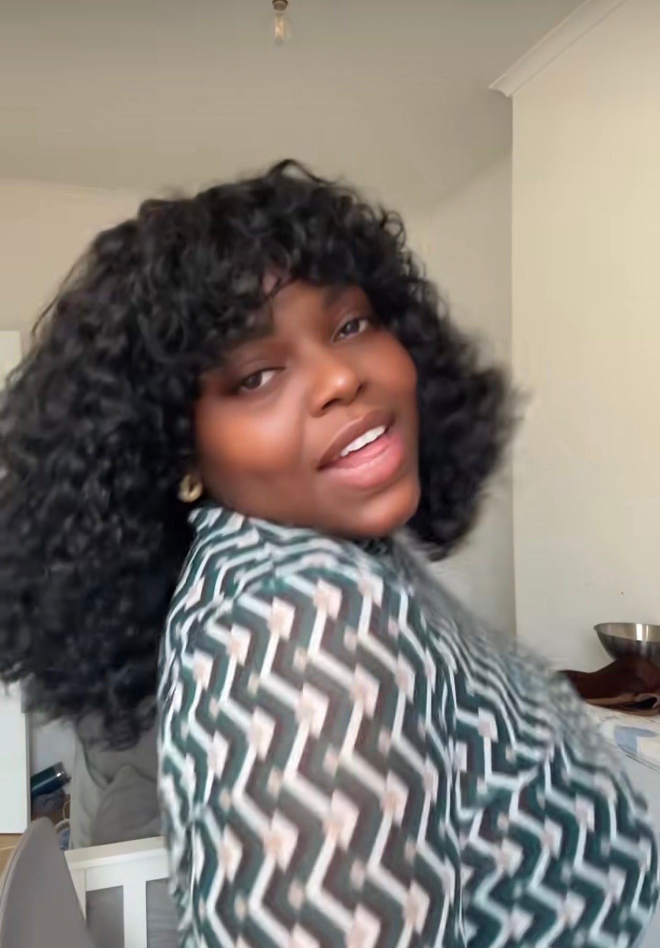 Fringe Water Curls